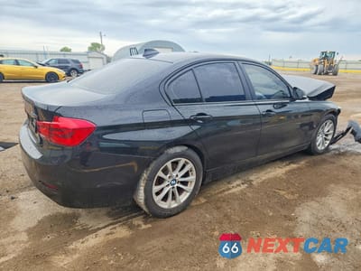 Trzecie zdjęcie samochodu z tyłu: 2016 BMW 320 XI VIN:WBA8A3C53GK552113 - miniatura