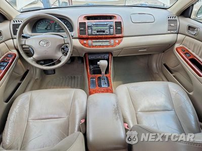 Zdjęcie 8 z 12 samochodu: 2004 TOYOTA CAMRY XLE V6 VIN:4T1BF30K74U574146 - miniatura