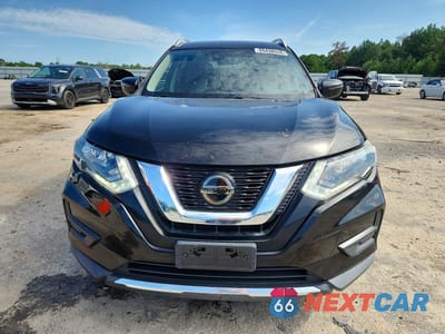 Piąte zdjęcie samochodu w środku: 2020 NISSAN ROGUE SV VIN:KNMAT2MV6LP541384 - miniatura