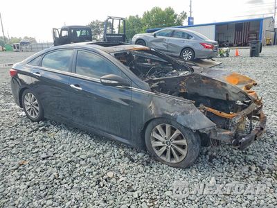Czwarte zdjęcie samochodu z boku: 2014 HYUNDAI SONATA LIMITED VIN:5NPEC4AC5EH915952 - miniatura