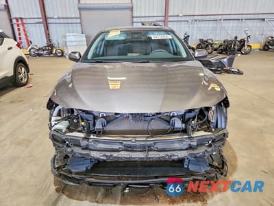 Piąte zdjęcie samochodu w środku: 2022 TOYOTA CAMRY LE VIN:4T1C11AK9NU692089 - miniatura
