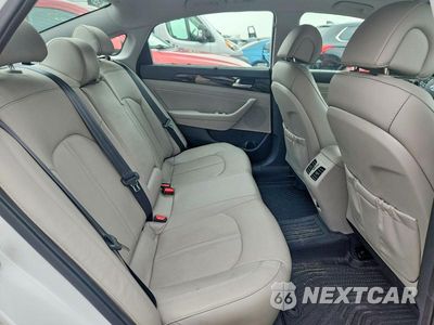 Zdjęcie 10 z 12 samochodu: 2016 HYUNDAI SONATA LIMITED VIN:5NPE34AF1GH310713 - miniatura