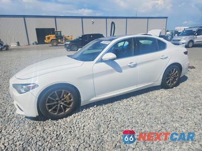 2018 ALFA ROMEO GIULIA ZARFAEBN2J7590021 - główne zdjęcie licytacji z USA - miniatura