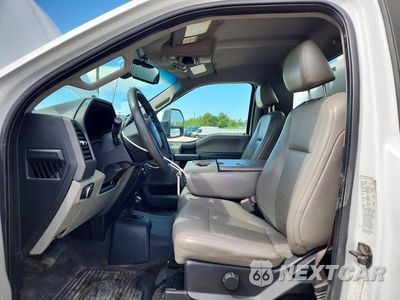 Zdjęcie 7 z 14 samochodu: 2018 FORD F550 SUPER DUTY VIN:1FDUF5HY6JDA01067 - miniatura