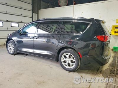 Drugie zdjęcie samochodu z przodu: 2017 CHRYSLER PACIFICA TOURING L PLUS VIN:2C4RC1EGXHR757502 - miniatura