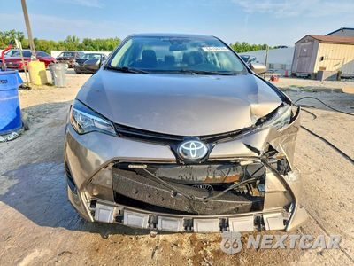 Piąte zdjęcie samochodu w środku: 2018 TOYOTA COROLLA LE VIN:2T1BURHE8JC095061 - miniatura
