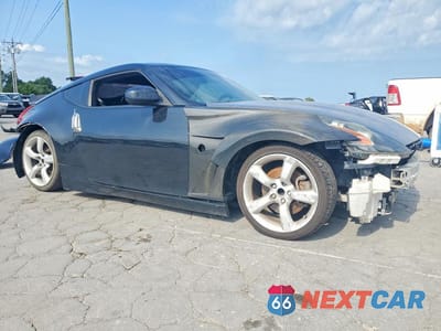 Czwarte zdjęcie samochodu z boku: 2018 NISSAN 370Z BASE VIN:JN1AZ4EH3JM571107 - miniatura