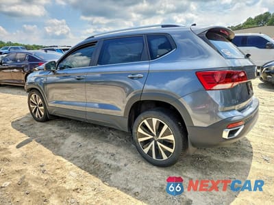 Drugie zdjęcie samochodu z przodu: 2023 VOLKSWAGEN TAOS SE VIN:3VVYX7B21PM317302 - miniatura