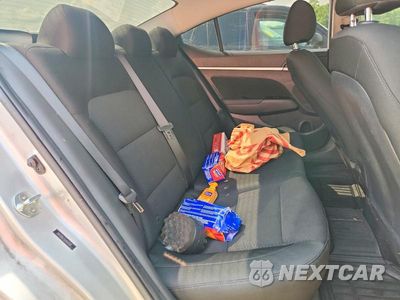 Zdjęcie 10 z 13 samochodu: 2020 HYUNDAI ELANTRA SEL VIN:5NPD84LF3LH537339 - miniatura