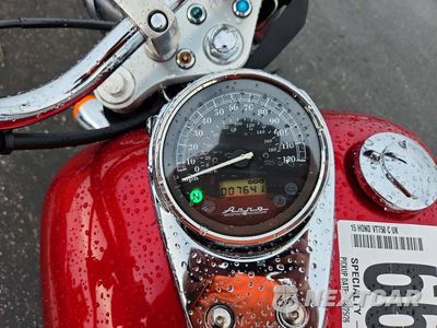 Zdjęcie 7 z 9 samochodu: 2015 HONDA VT750 C VIN:JH2RC5008FK200205 - miniatura