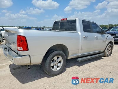 Trzecie zdjęcie samochodu z tyłu: 2018 RAM 1500 SLT VIN:1C6RR6GGXJS303710 - miniatura