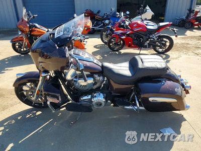 Trzecie zdjęcie samochodu z tyłu: 2022 INDIAN MOTORCYCLE CO. ROADMASTER LIMITED VIN:56KTKABB2N3406504 - miniatura