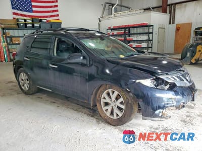 Czwarte zdjęcie samochodu z boku: 2013 NISSAN MURANO S VIN:JN8AZ1MW8DW306725 - miniatura