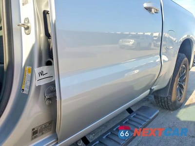 Zdjęcie 12 z 13 samochodu: 2019 CHEVROLET SILVERADO C1500 LT VIN:1GCPWCED6KZ302868 - miniatura