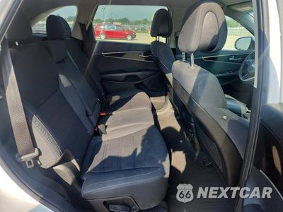 Zdjęcie 11 z 13 samochodu: 2016 KIA SORENTO LX VIN:5XYPGDA33GG109745 - miniatura
