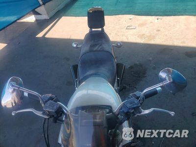 Piąte zdjęcie samochodu w środku: 1997 YAMAHA VMAX VMX12 VIN:JYA2WFC07VA013301 - miniatura
