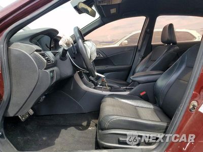 Zdjęcie 7 z 12 samochodu: 2017 HONDA ACCORD SPORT VIN:1HGCR2F61HA023031 - miniatura
