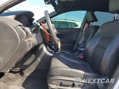 Zdjęcie 7 z 13 samochodu: 2017 HONDA ACCORD SPORT VIN:1HGCR2F64HA013853 - miniatura