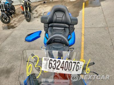 Piąte zdjęcie samochodu w środku: 2012 HONDA GL1800 VIN:JH2SC68G1CK001355 - miniatura