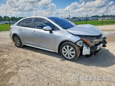 Czwarte zdjęcie samochodu z boku: 2020 TOYOTA COROLLA LE VIN:JTDEPRAE1LJ000619 - miniatura