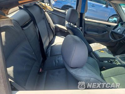 Zdjęcie 10 z 12 samochodu: 2002 BMW 325 XI VIN:WBAEU33472PF64085 - miniatura