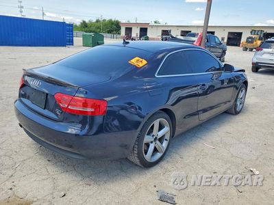 Trzecie zdjęcie samochodu z tyłu: 2010 AUDI A5 PREMIUM PLUS VIN:WAULFAFR6AA084924 - miniatura