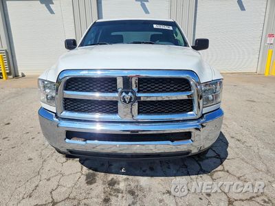 Piąte zdjęcie samochodu w środku: 2017 RAM 2500 ST VIN:3C6TR5CT3HG704116 - miniatura