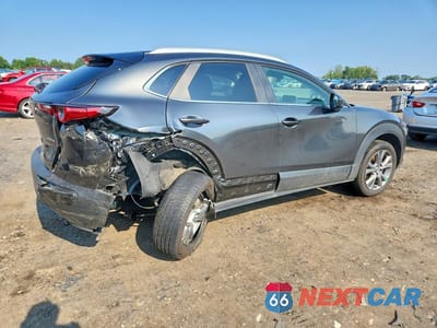 Trzecie zdjęcie samochodu z tyłu: 2025 MAZDA CX-30 PREFERRED VIN:3MVDMBCM2SM820255 - miniatura