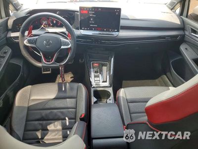 Zdjęcie 8 z 12 samochodu: 2025 VOLKSWAGEN GTI AUTOBAHN VIN:WVWVA7CD0SW232284 - miniatura