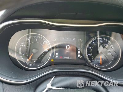 Zdjęcie 9 z 14 samochodu: 2019 JEEP CHEROKEE LATITUDE PLUS VIN:1C4PJMLB5KD291185 - miniatura