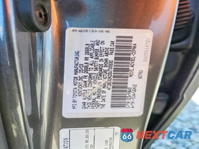 Zdjęcie 12 z 12 samochodu: 2003 TOYOTA CAMRY LE VIN:4T1BE32K03U733930 - miniatura