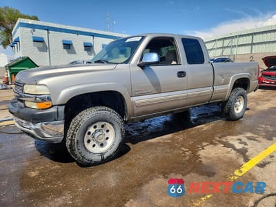 2001 CHEVROLET SILVERADO K2500 HEAVY DUTY 1GCHK29101E319388 - główne zdjęcie licytacji z USA - miniatura
