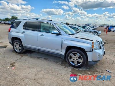 Czwarte zdjęcie samochodu z boku: 2012 GMC TERRAIN SLT VIN:2GKFLWE56C6161946 - miniatura