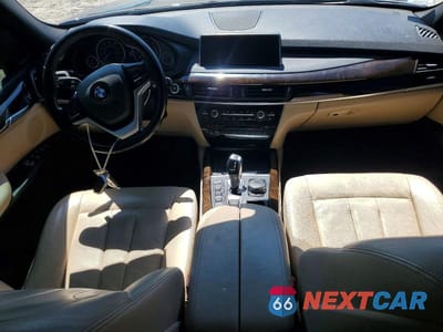 Zdjęcie 8 z 13 samochodu: 2017 BMW X5 XDRIVE35I VIN:5UXKR0C3XH0V79352 - miniatura