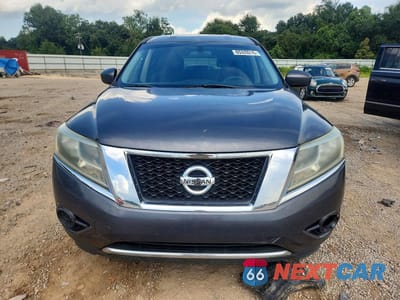 Piąte zdjęcie samochodu w środku: 2013 NISSAN PATHFINDER S VIN:5N1AR2MN2DC614690 - miniatura