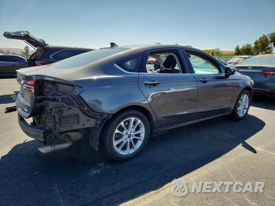 Trzecie zdjęcie samochodu z tyłu: 2020 FORD FUSION SE VIN:3FA6P0HD2LR149484 - miniatura