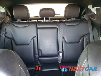 Zdjęcie 10 z 14 samochodu: 2025 JEEP COMPASS LIMITED VIN:3C4NJDCN3ST579511 - miniatura