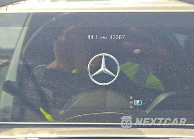 Zdjęcie 8 z 12 samochodu: 2021 MERCEDES-BENZ GLE COUPE 63 S 4MATIC AMG VIN:4JGFD8KB4MA399096 - miniatura