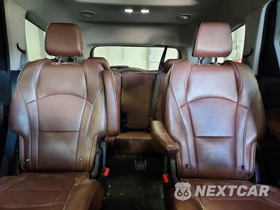 Zdjęcie 10 z 13 samochodu: 2018 BUICK ENCLAVE AVENIR VIN:5GAEVCKW9JJ204576 - miniatura