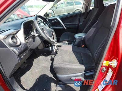 Zdjęcie 7 z 13 samochodu: 2017 TOYOTA RAV4 XLE VIN:JTMRFREV7HJ160526 - miniatura
