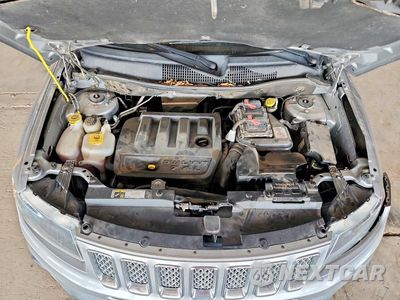 Zdjęcie 12 z 13 samochodu: 2017 JEEP COMPASS LATITUDE VIN:1C4NJDEB3HD125325 - miniatura
