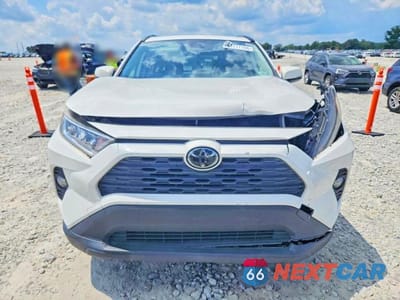 Piąte zdjęcie samochodu w środku: 2019 TOYOTA RAV 4 VIN:JTMW1RFV6KD017363 - miniatura