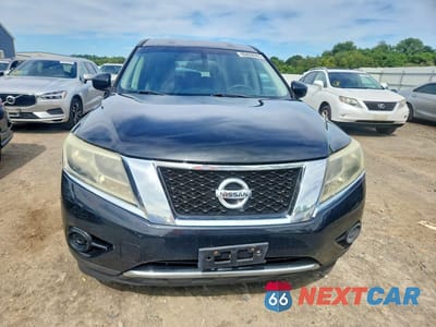 Piąte zdjęcie samochodu w środku: 2014 NISSAN PATHFINDER S VIN:5N1AR2MM1EC627410 - miniatura
