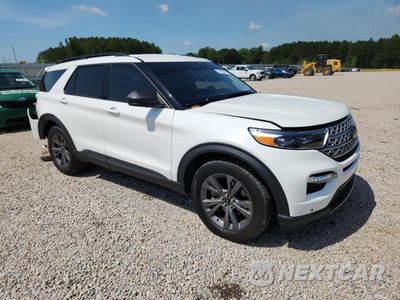 Czwarte zdjęcie samochodu z boku: 2021 FORD EXPLORER XLT VIN:1FMSK8DH3MGB61288 - miniatura
