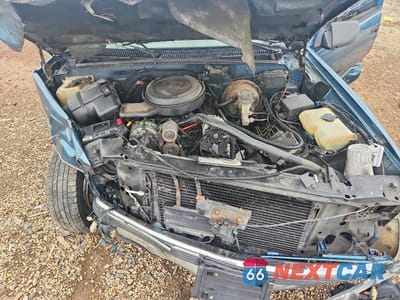 Zdjęcie 11 z 12 samochodu: 1995 CHEVROLET TAHOE C1500 VIN:1GNEC13K6SJ376450 - miniatura
