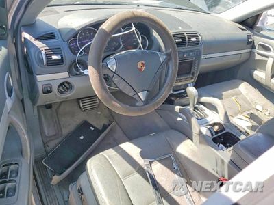 Zdjęcie 8 z 12 samochodu: 2006 PORSCHE CAYENNE S VIN:WP1AB29P66LA60641 - miniatura
