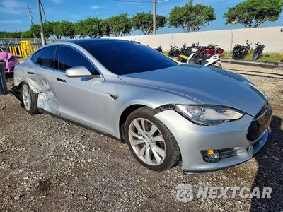 Zdjęcie 7 z 24 samochodu: 2016 TESLA MODEL S VIN:5YJSA1E27GF126275 - miniatura