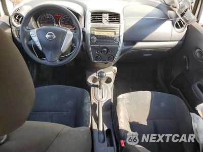 Zdjęcie 8 z 12 samochodu: 2018 NISSAN VERSA NOTE S VIN:3N1CE2CP4JL353657 - miniatura