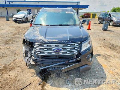 Piąte zdjęcie samochodu w środku: 2017 FORD EXPLORER XLT VIN:1FM5K8D83HGC41628 - miniatura