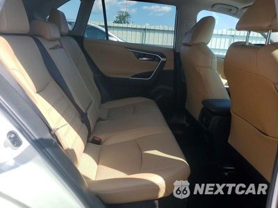 Zdjęcie 11 z 13 samochodu: 2022 TOYOTA RAV4 LIMITED VIN:4T3D6RFV8NU086622 - miniatura